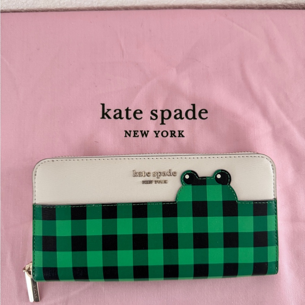 Kate Spade Hoppkins Zip around wallet